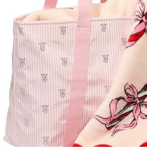 NWT Victoria's Secret Pink and White Tote with Bling!